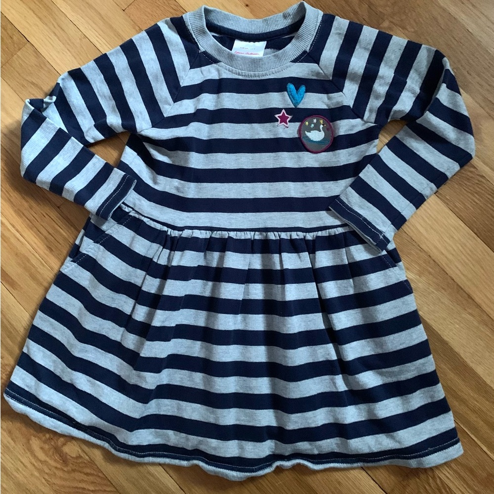 Hanna Andersson 110/5 Girls’ French Terry Navy/Grey Striped Dress with Pockets